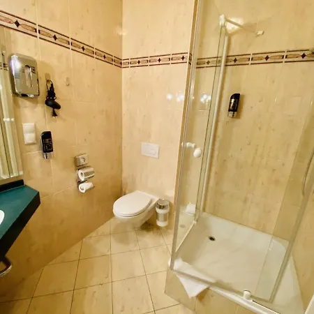 Doppelzimmer Menue, Direkt Am Alten Strom Rostock