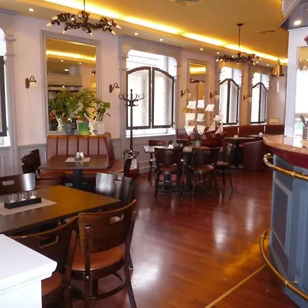 Διαμέρισμα Doppelzimmer Menue, Direkt Am Alten Strom